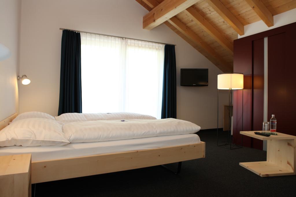 Hotel Schorta's Alvetern Ardez Exterior foto