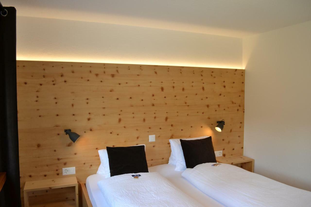 Hotel Schorta's Alvetern Ardez Exterior foto